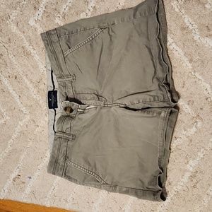 American Eagle Green Shorts Size 4